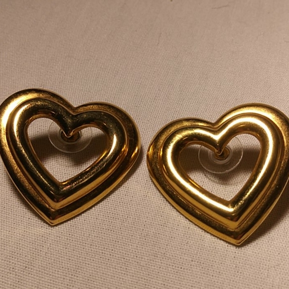 Heart Gold Tone Bold Pierce Earrings - Picture 2 of 6